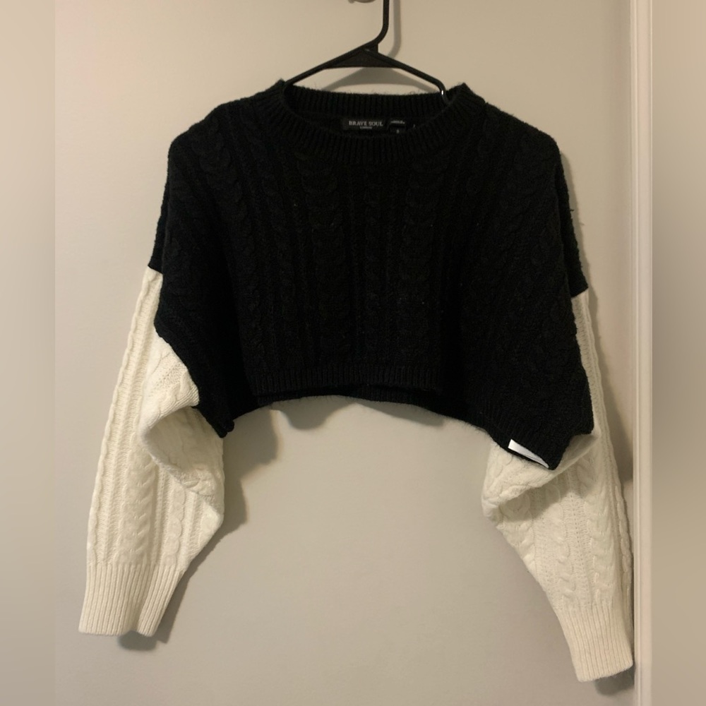 Ardene/Brave soul, black & white cropped long sleeve, size s